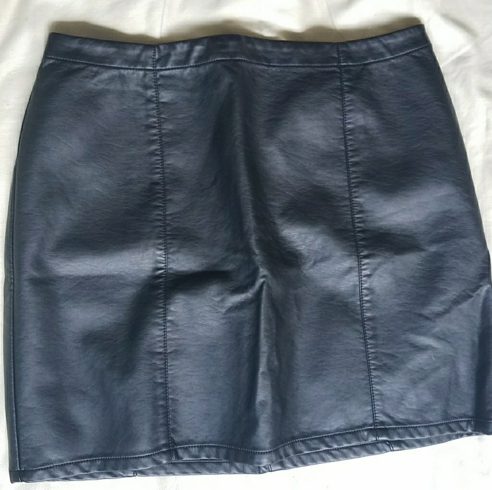 Faux Leather miniskirt